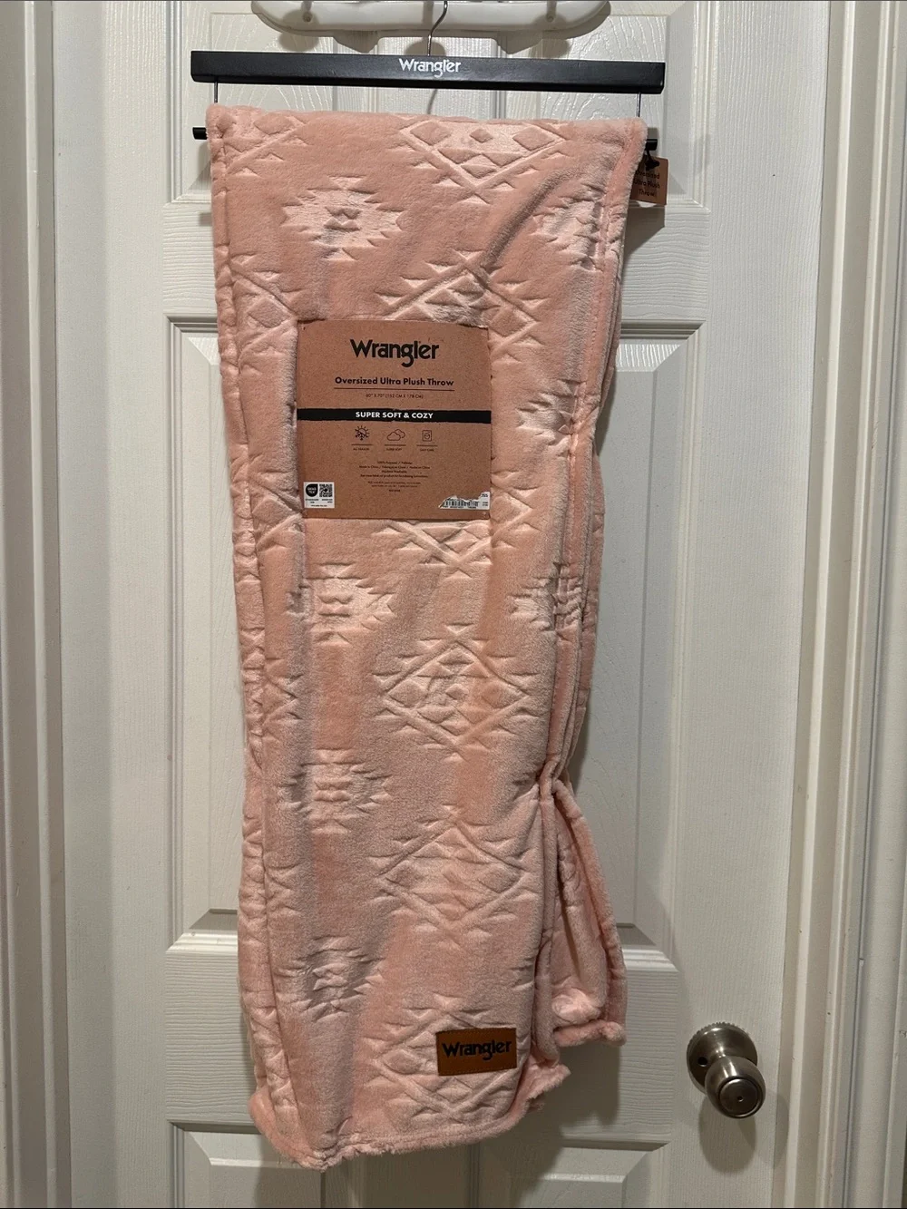 Wrangler Plush Throw Blanket - Blush Pink Aztec Motif